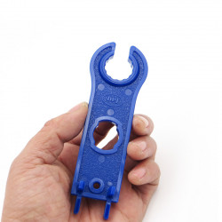 Nástroj pro snadné rozpojení konektorů MC4