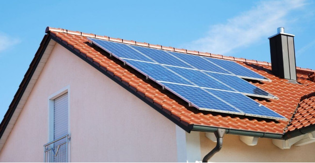 Čtyři panely pro ohřev vody nestačí. Proč?