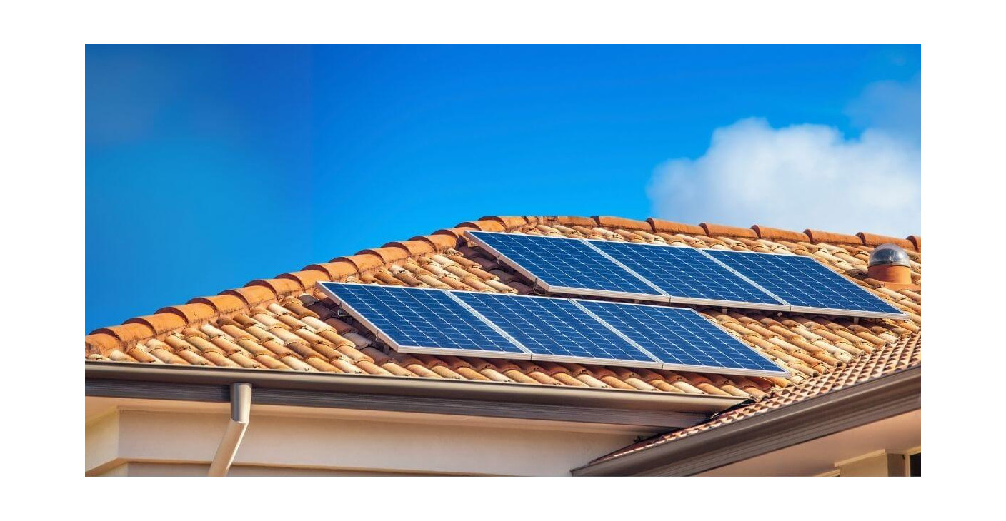 Slunné dny ve fotovoltaické  soustavě